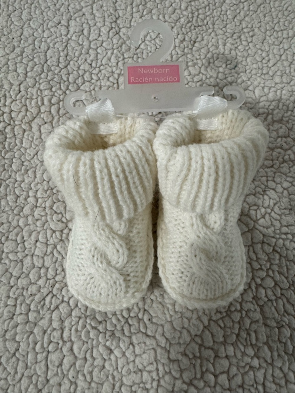Newborn Cream Knit Cable Baby Booties